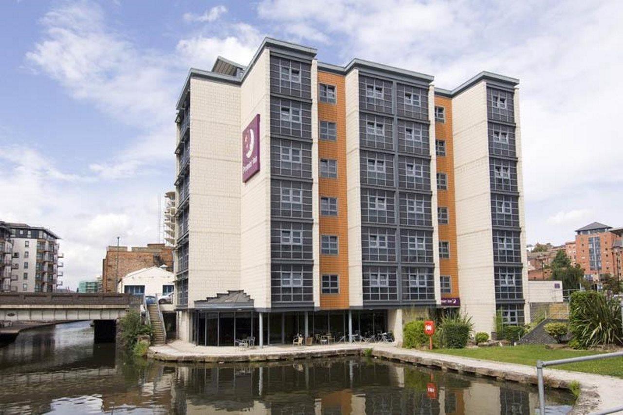 Premier Inn Nottingham Arena Esterno foto